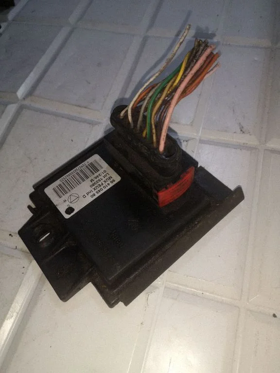 Pozostałe sterowniki i moduły 9641004580