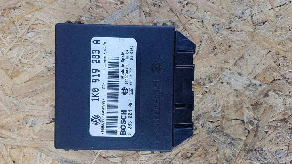 Parking PDC control unit/module – Volkswagen Golf Plus (2005-2013)