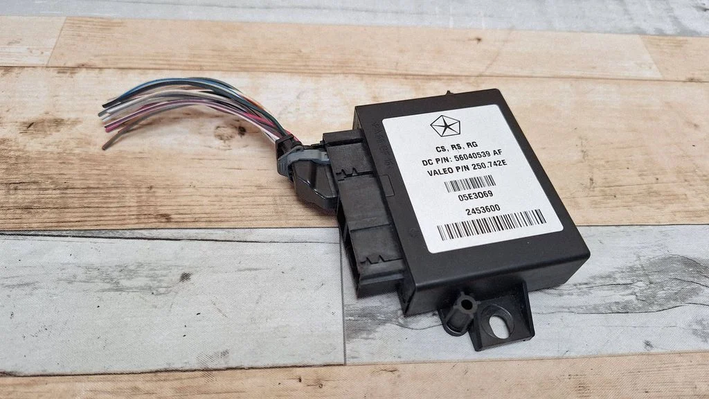 Parking PDC control unit/module – Chrysler Voyager (2004-2007)
