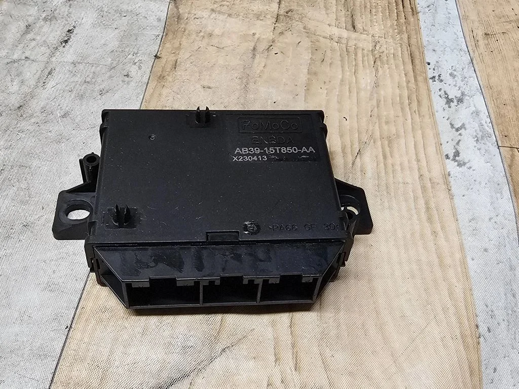 Parking PDC control unit/module AB3915T850AA
