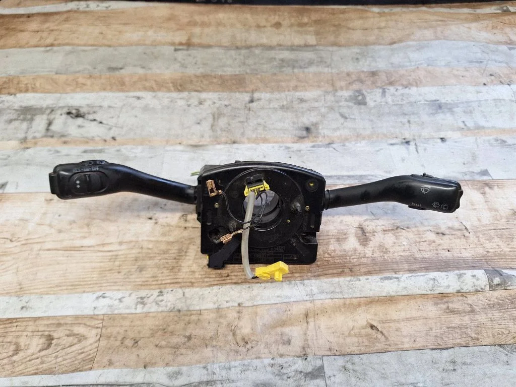 Wiper turn signal indicator stalk/switch 4B0953503H