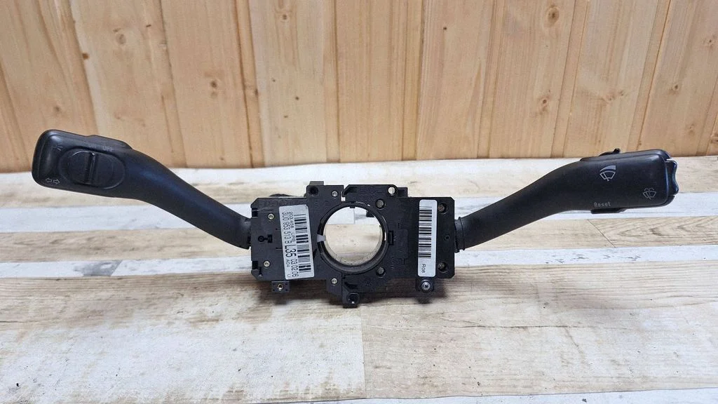 Wiper turn signal indicator stalk/switch 3U0953513B