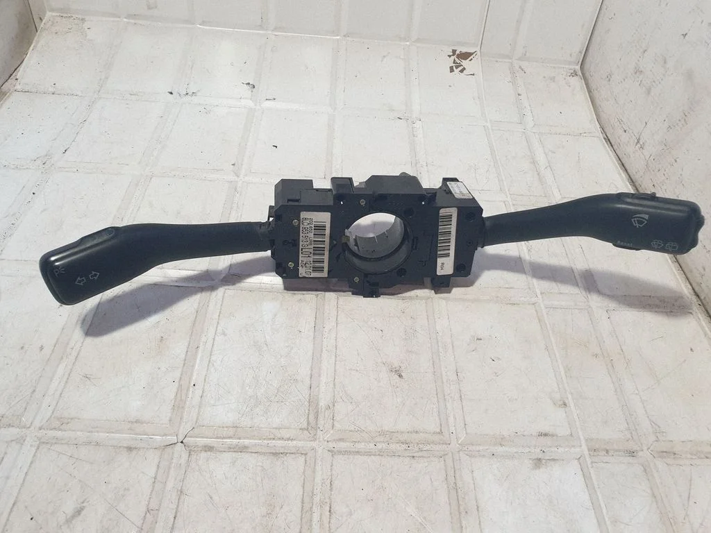 Wiper turn signal indicator stalk/switch 8L0953513G