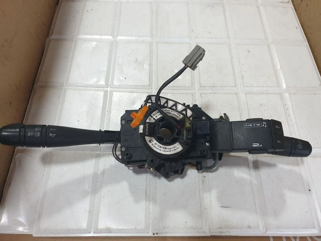 Sviru komplekts 7700424208