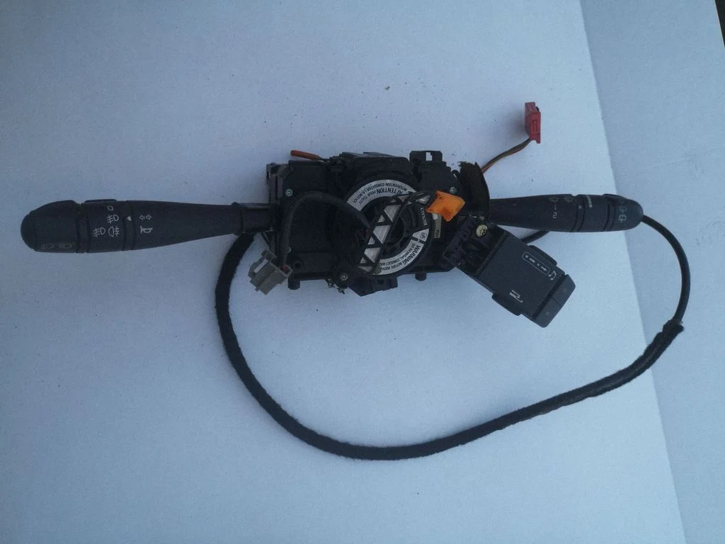 Sviru komplekts 7700846227B