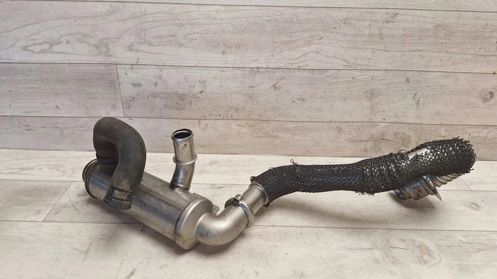 EGR valve cooler 3M5Q9F464BC