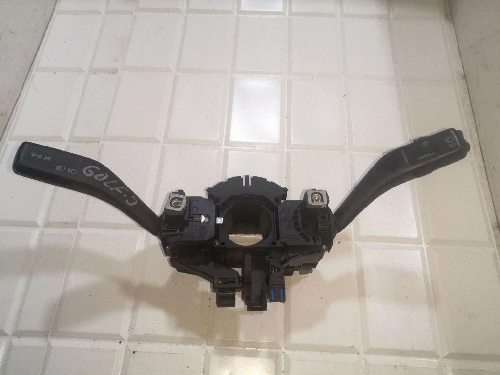 Wiper turn signal indicator stalk/switch 1K0953513