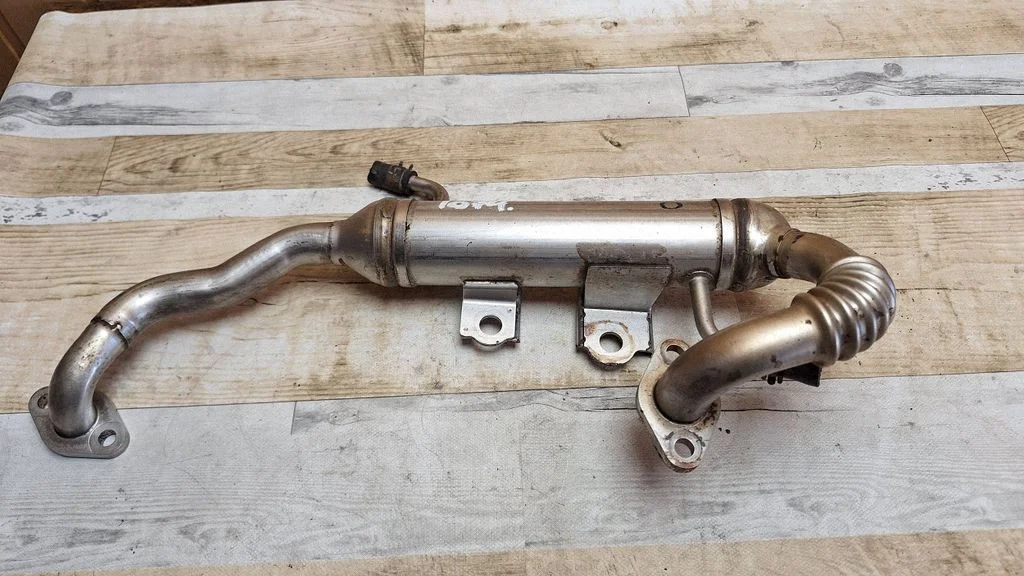 EGR valve cooler