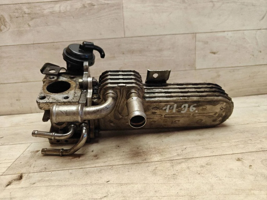 EGR valve cooler 038131513AD