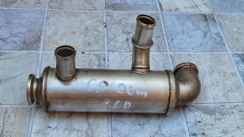 EGR valve cooler 3M5Q9F464BC