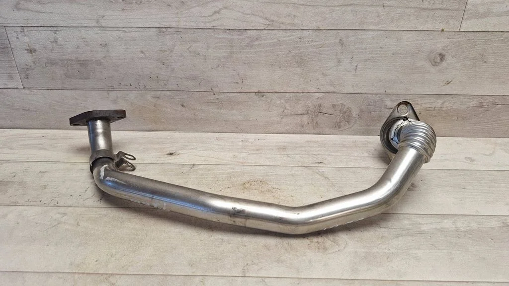 EGR valve line/pipe/hose