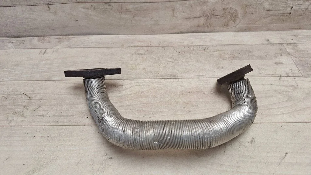 EGR valve line/pipe/hose
