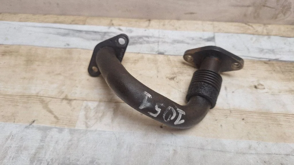 EGR valve line/pipe/hose 03G131521R