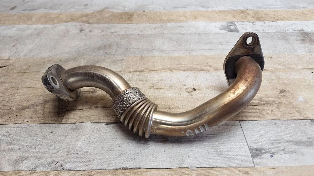 EGR valve line/pipe/hose