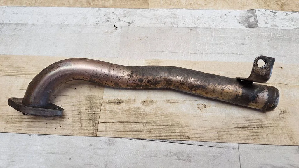EGR valve line/pipe/hose