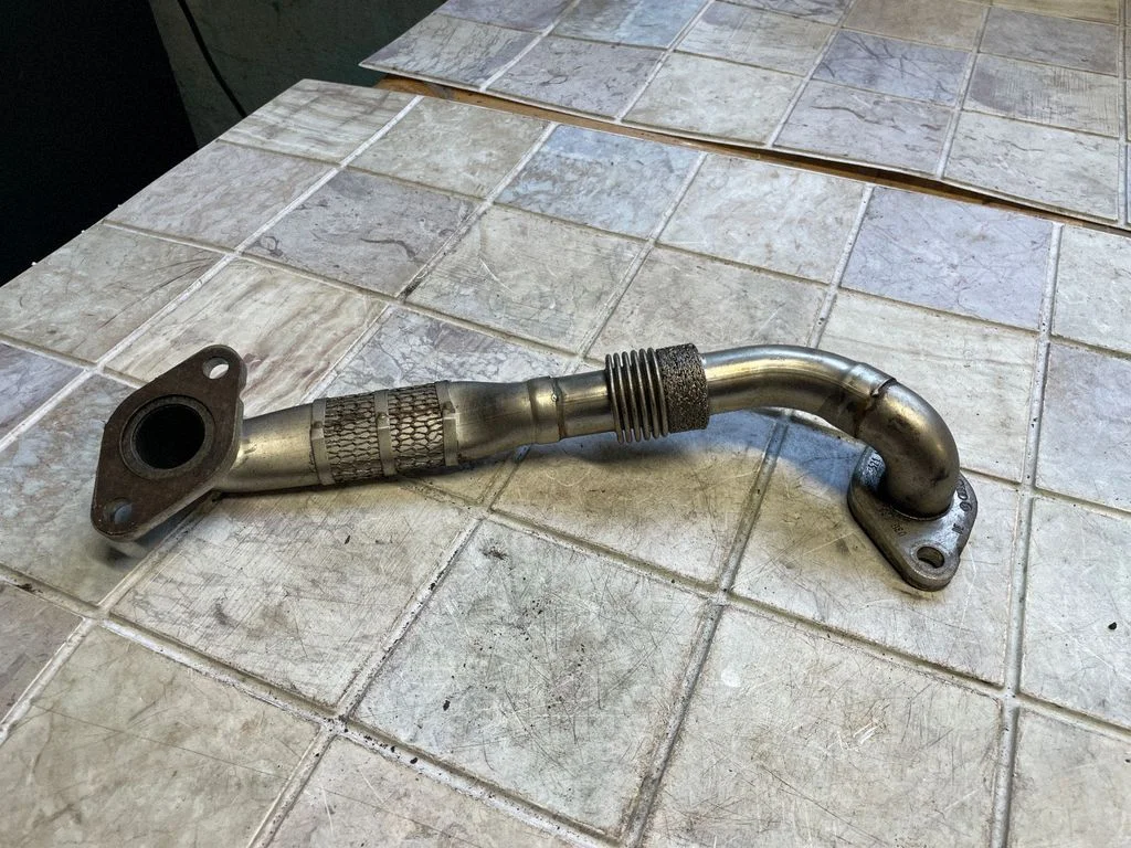 EGR valve line/pipe/hose – Volkswagen Passat B6 (2005-2010)