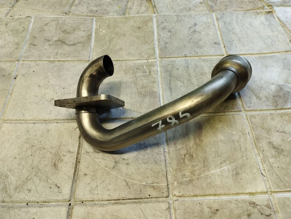 EGR valve line/pipe/hose