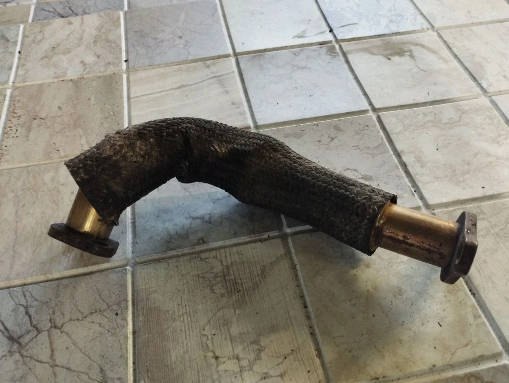 EGR valve line/pipe/hose