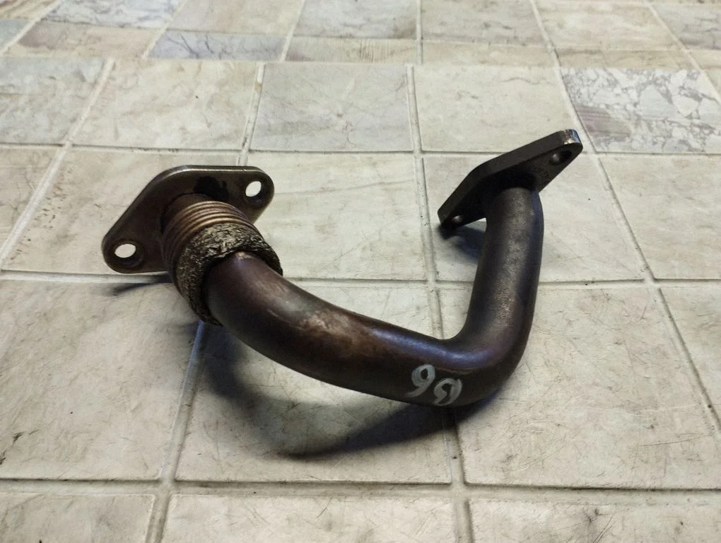 EGR valve line/pipe/hose 03G131521R