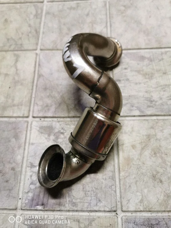 Przewody / węże EGR – BMW Seria 1 E81 E87 (2004-2011)