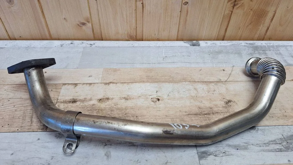 EGR valve line/pipe/hose