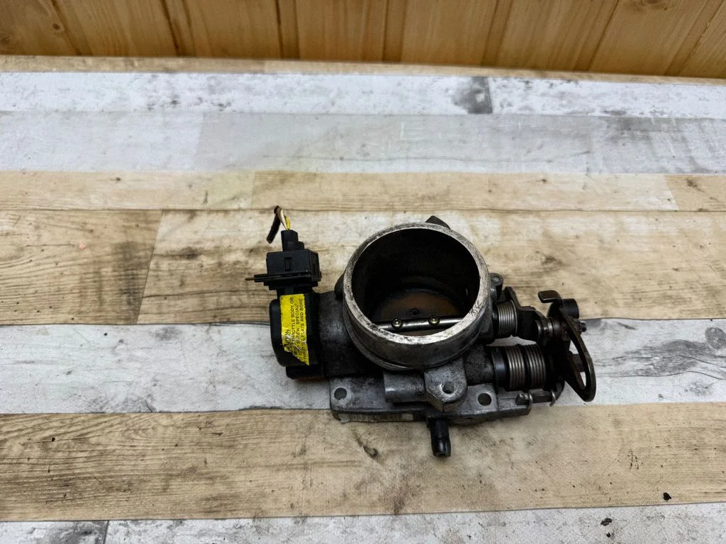 Throttle valve 95WF9U538CA