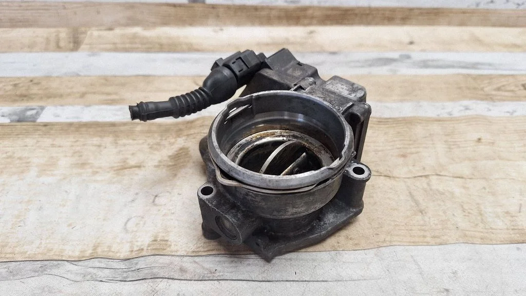 Throttle valve A2C53099815