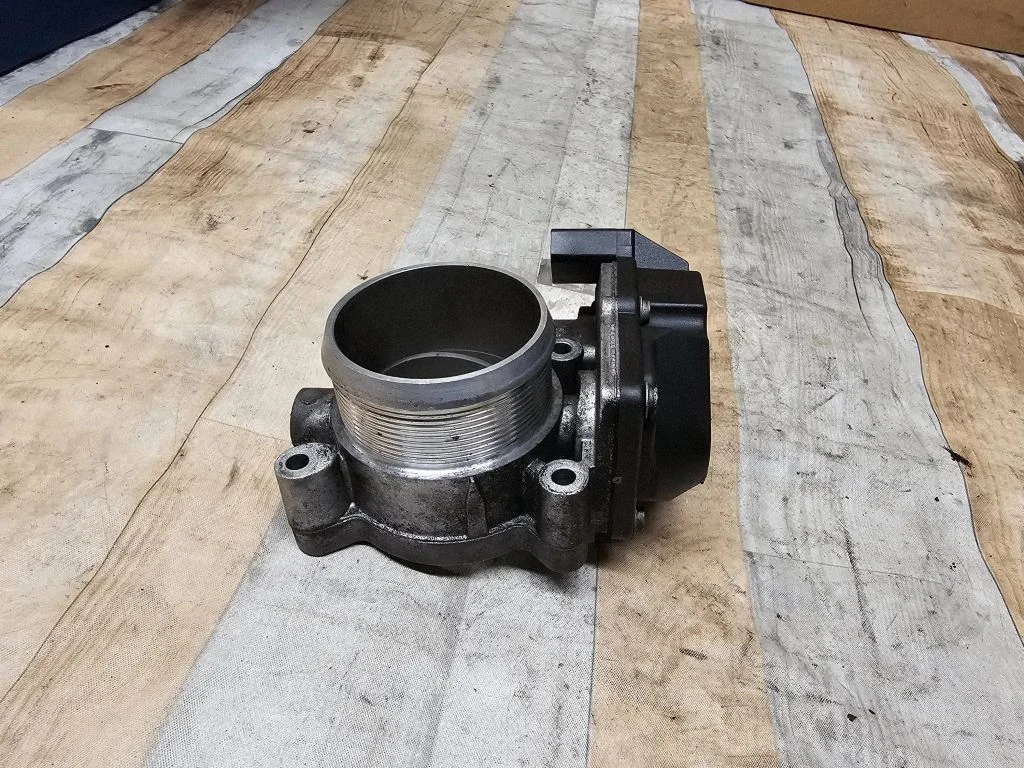 Throttle valve 076128063A