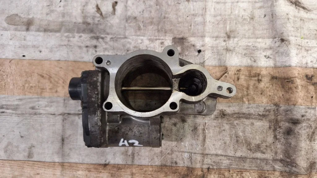 Throttle valve 036131503