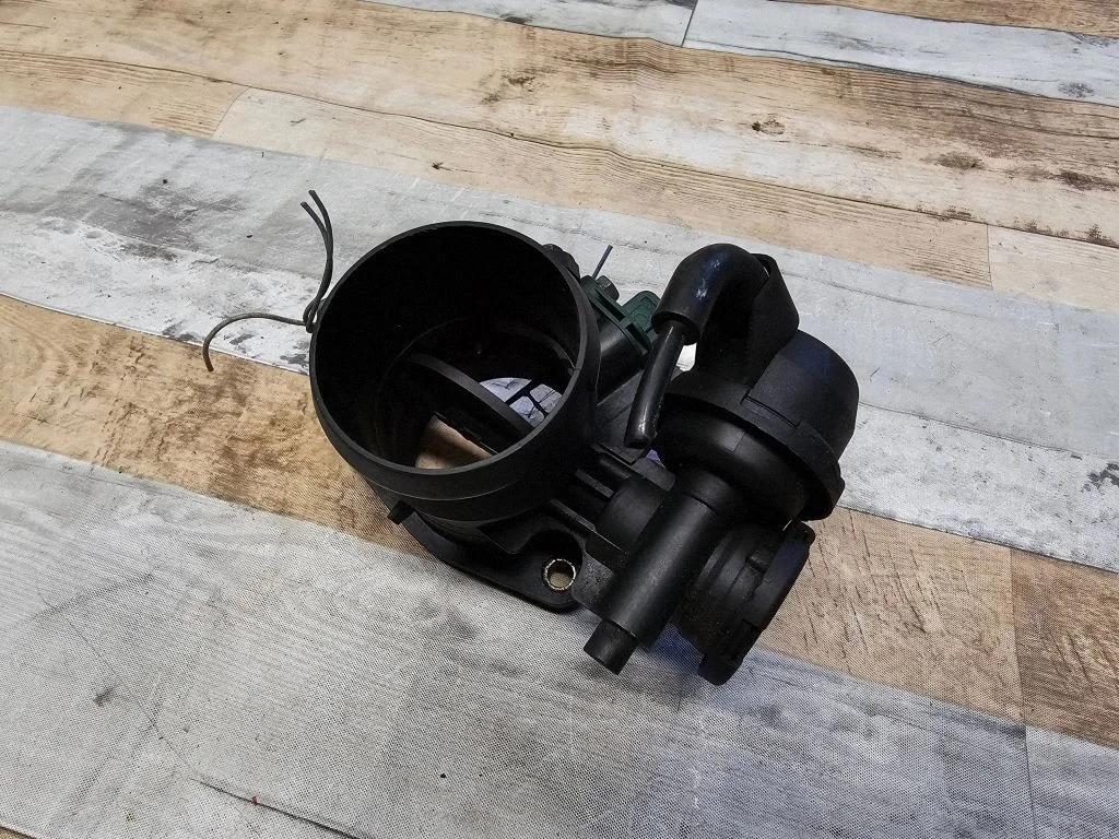 Throttle valve – Citroen C5 (2005-2008)