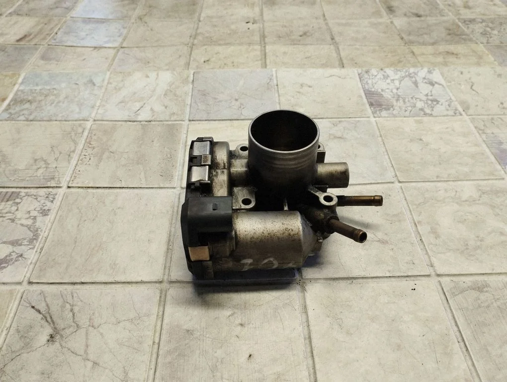 Throttle valve 030133062C