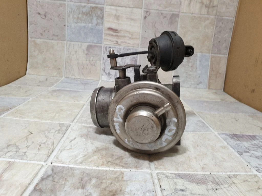 Throttle valve 039129637