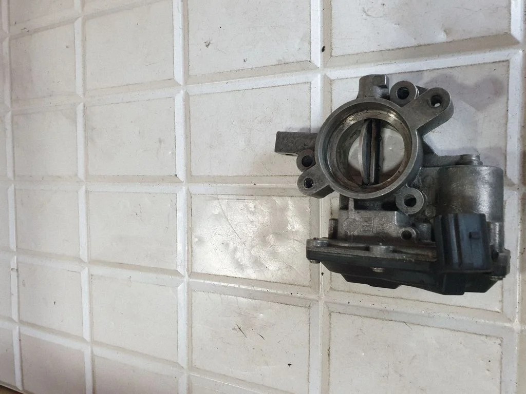 Throttle valve – Opel Meriva B (2010-2016)