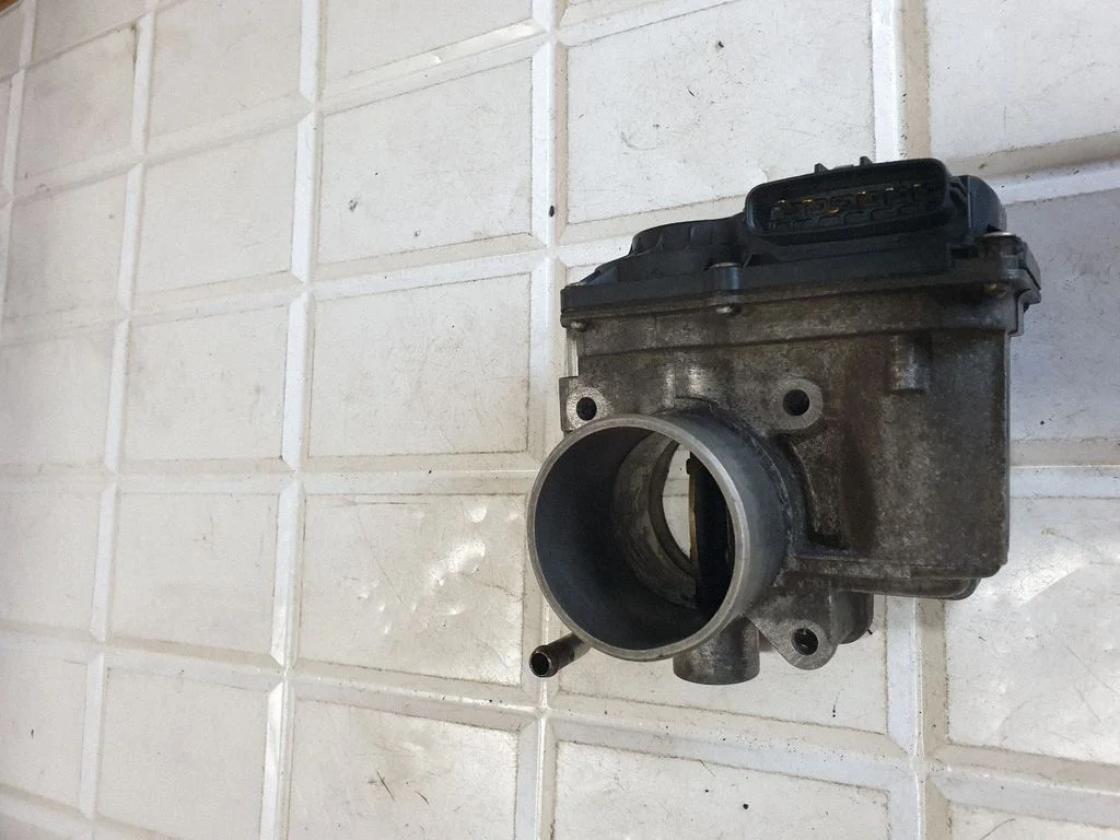 Throttle valve 0013001266J1