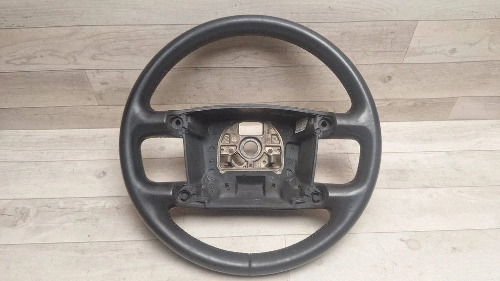 Kierownica 3D0419091K