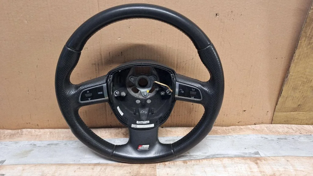 Steering wheel 8P0419091
