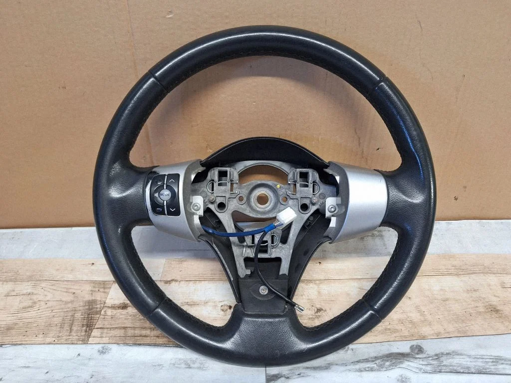 Kierownica 305460899