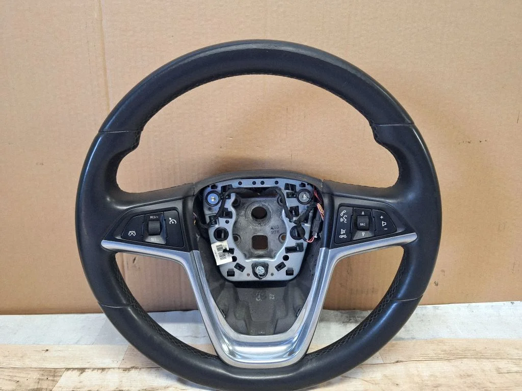 Steering wheel 13316547