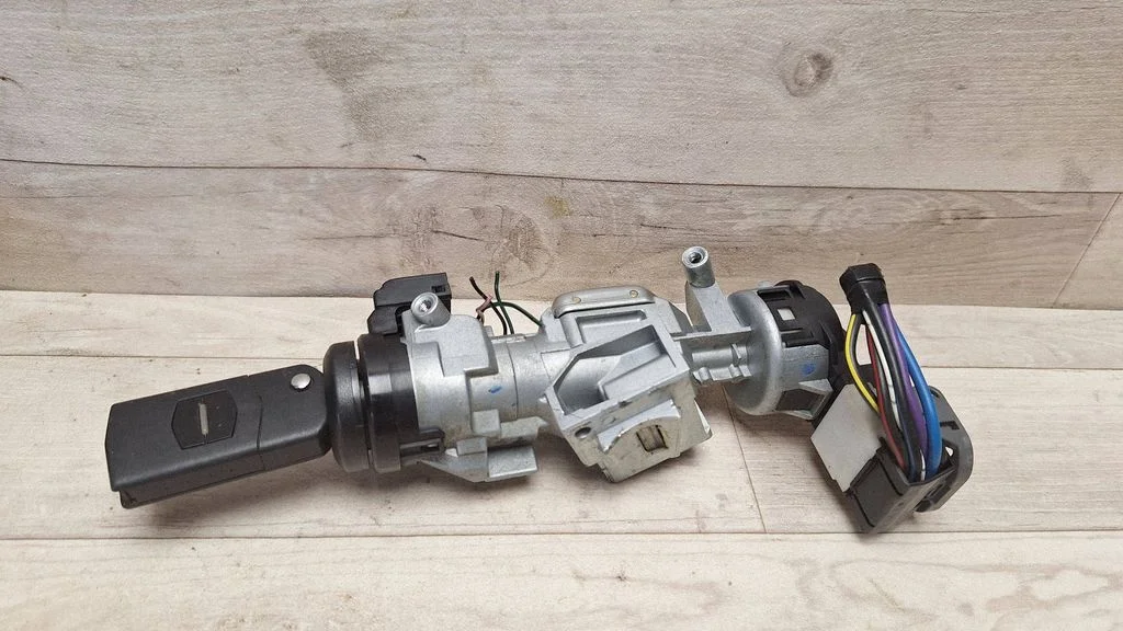 Ignition lock – Mazda 5 (2005-2010)