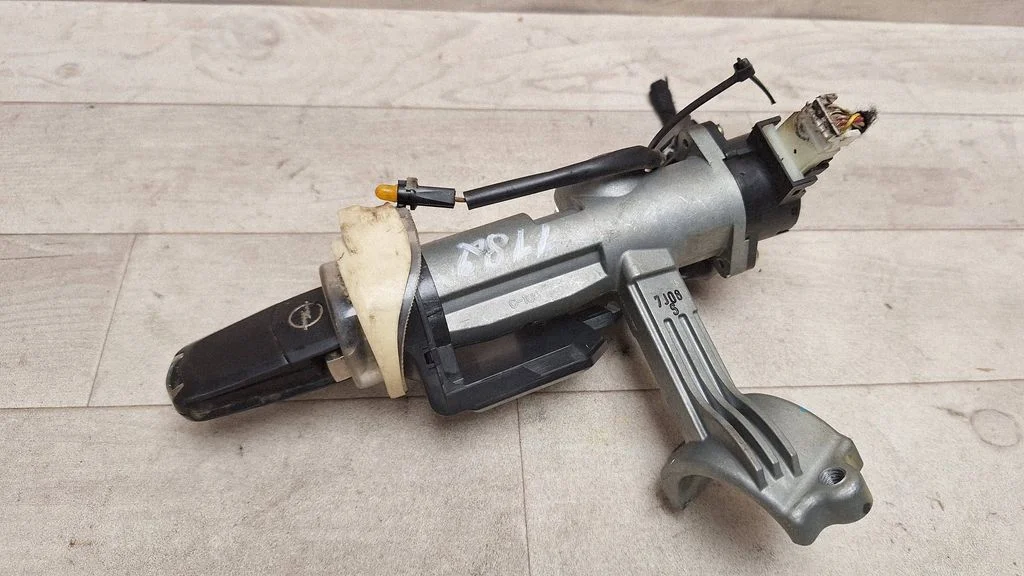 Ignition lock – Opel Antara (2006-2016)