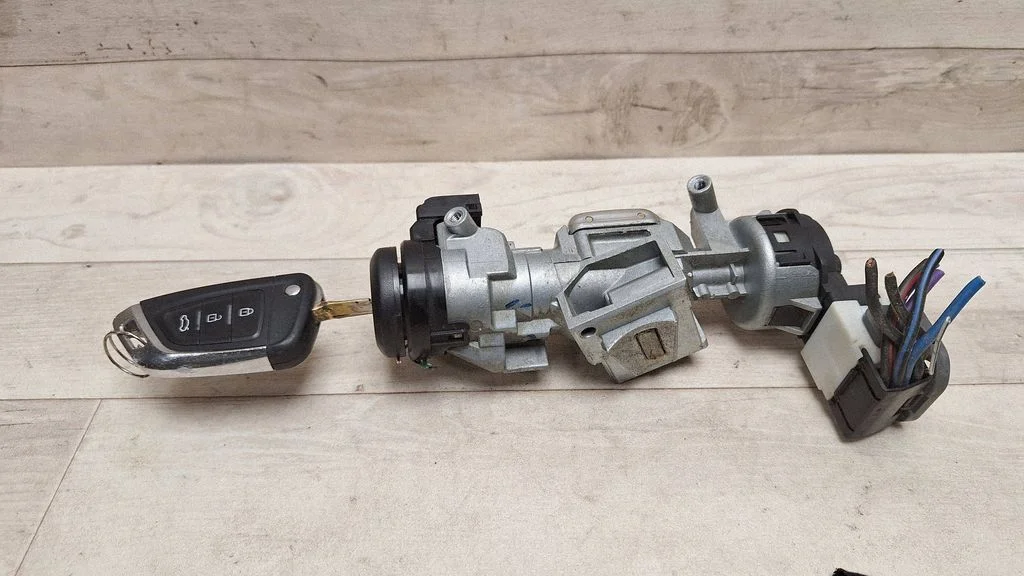 Ignition lock 3M513F880AC