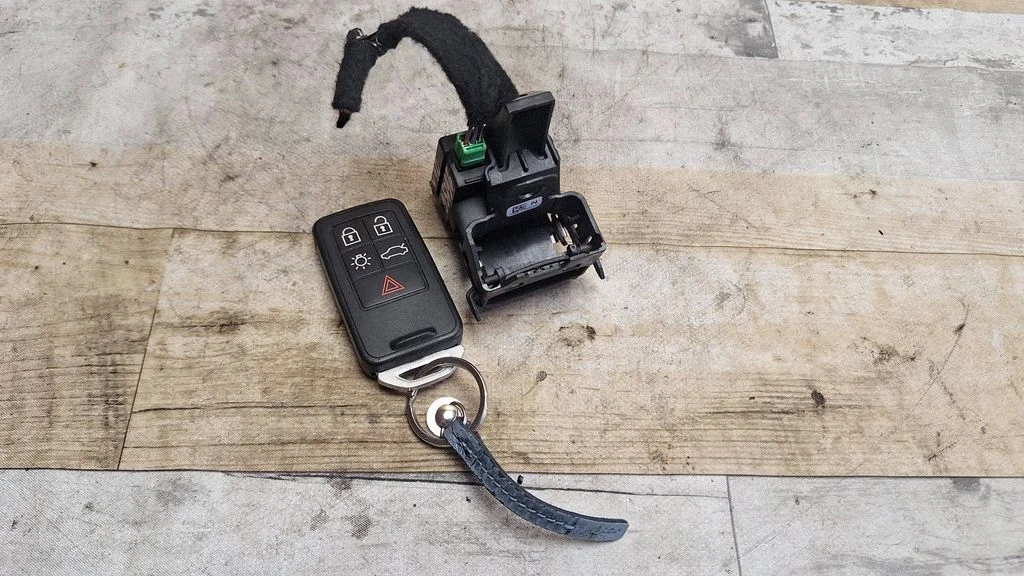 Ignition lock – Volvo V40 (2012-2019)
