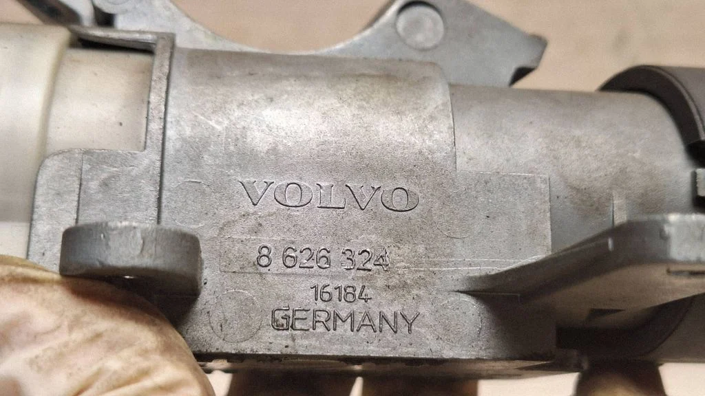 Ignition lock 8626324