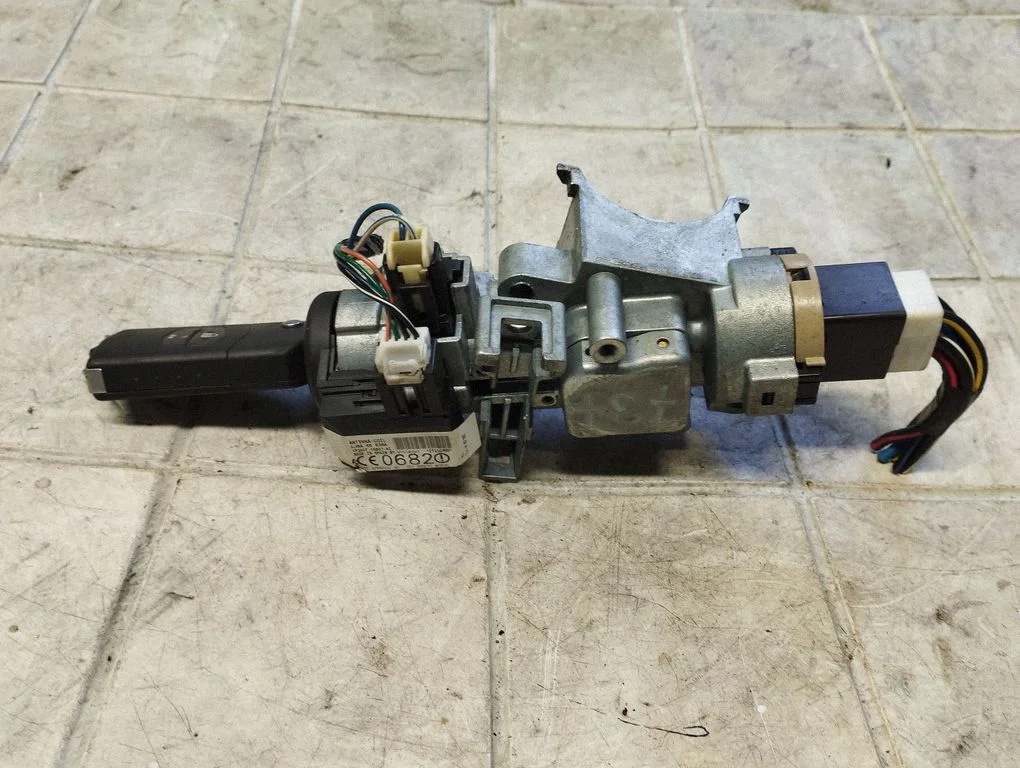 Ignition lock GJ6A66938A