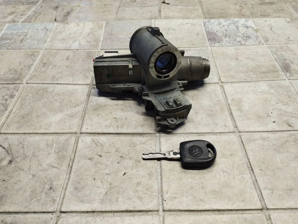 Ignition lock – Volkswagen Sharan (1996-2000)