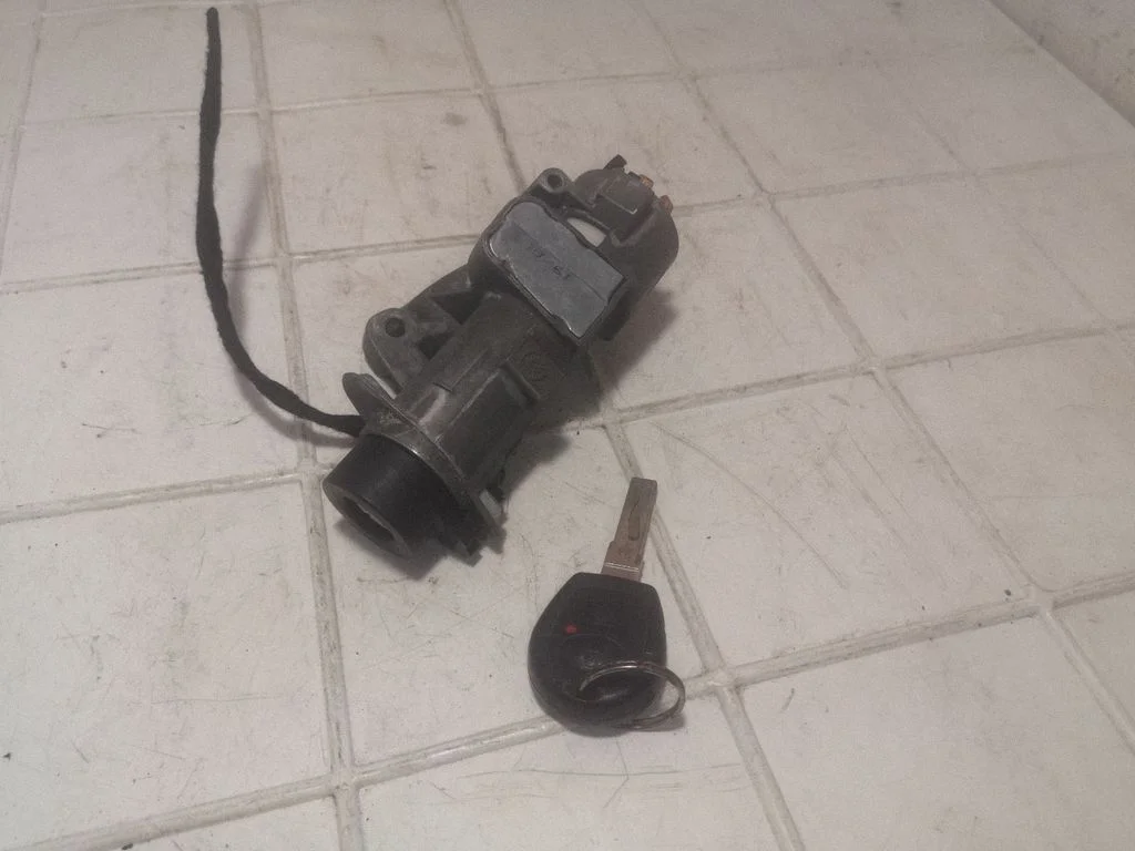 Ignition lock – Seat Ibiza III (6L) (2002-2008)