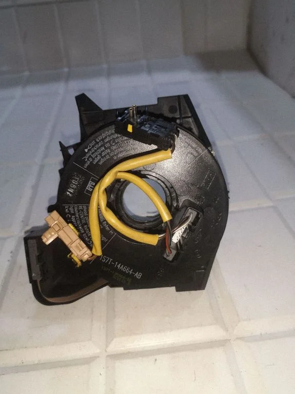 Airbag slip ring squib (SRS ring) – Ford Mondeo Mk III (2000-2007)