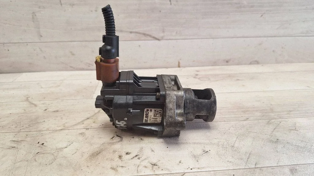 EGR valve – Opel Insignia A (2008-2017)