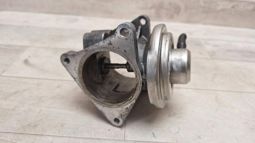 Zawór EGR 038129637D