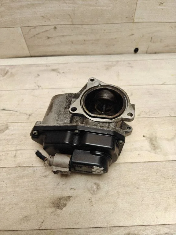 Zawór EGR 03L131501D